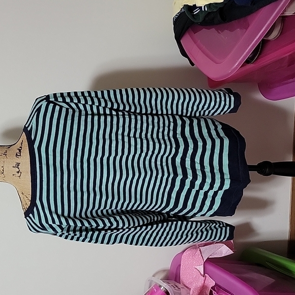 2x croft and barrow aqua and navy v-neck sweater. - Picture 3 of 3